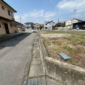 敷地内