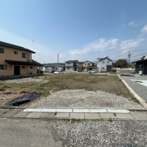 敷地内